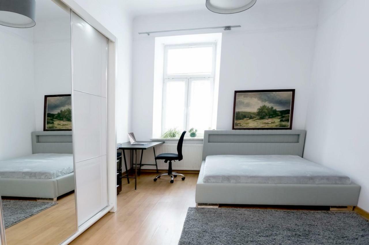 Apartment - Old Town - Cyrulicza Lublin Exteriör bild