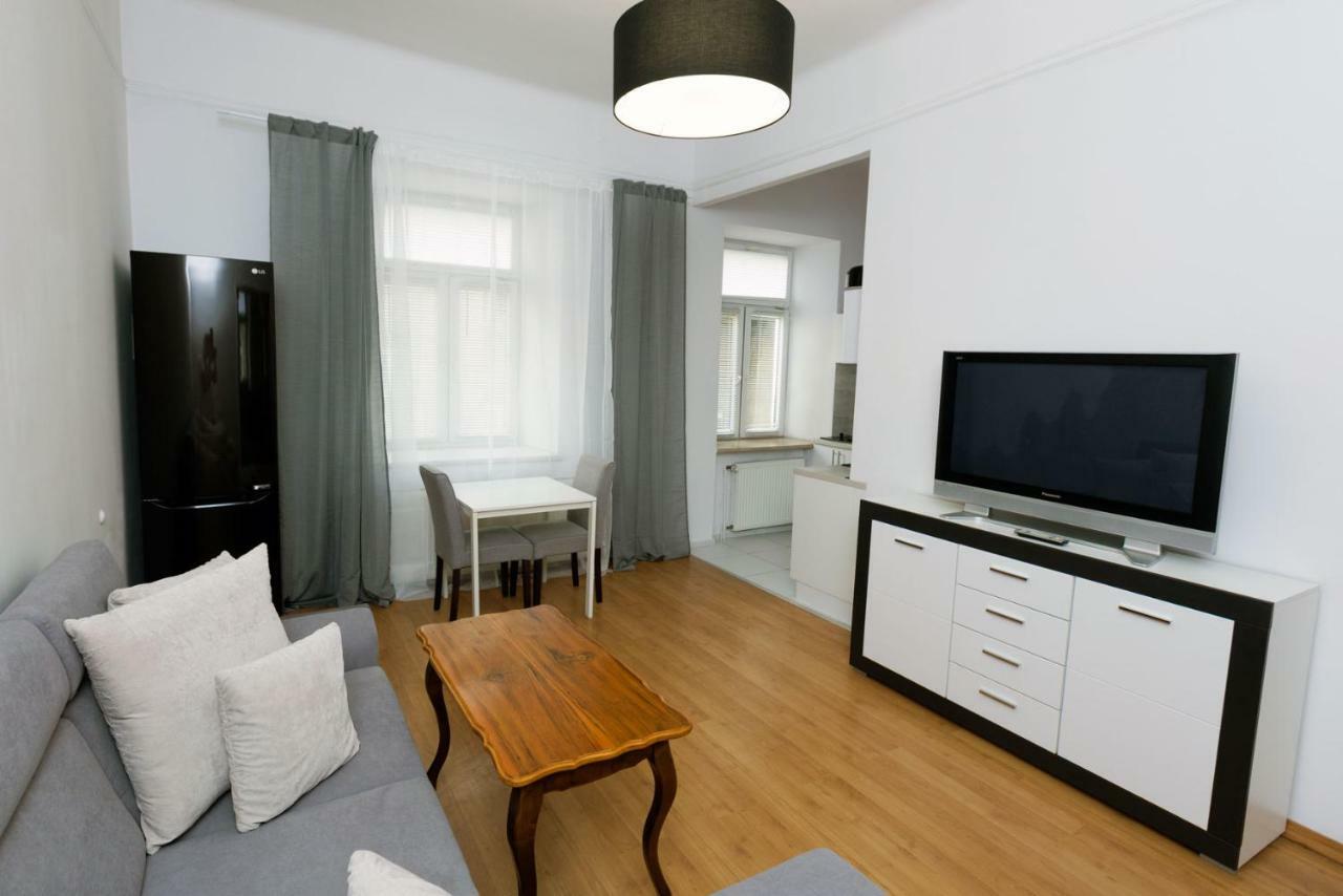 Apartment - Old Town - Cyrulicza Lublin Exteriör bild